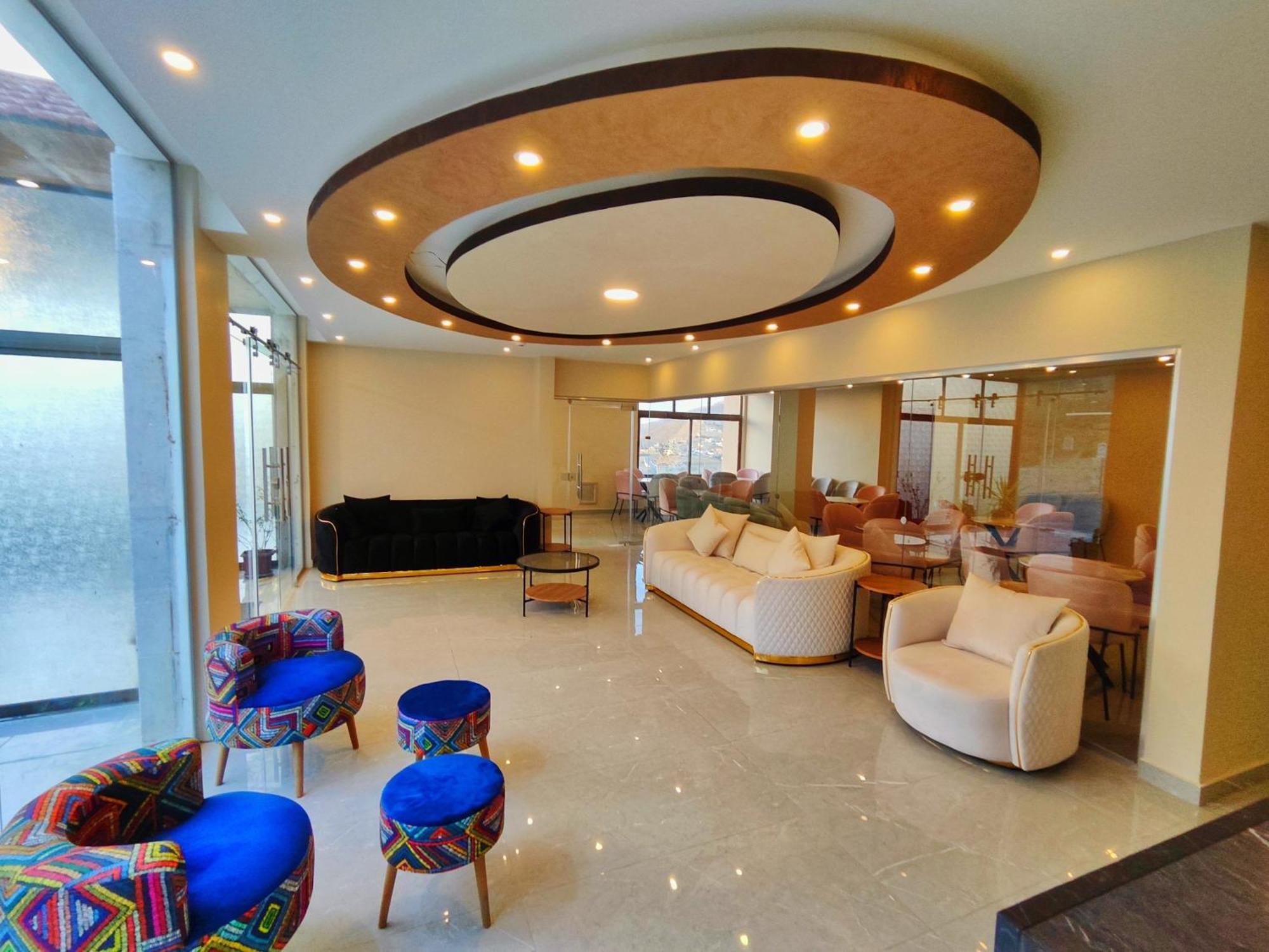 Rakan Aparthotel And Luxury Rooms Wadi Musa Esterno foto