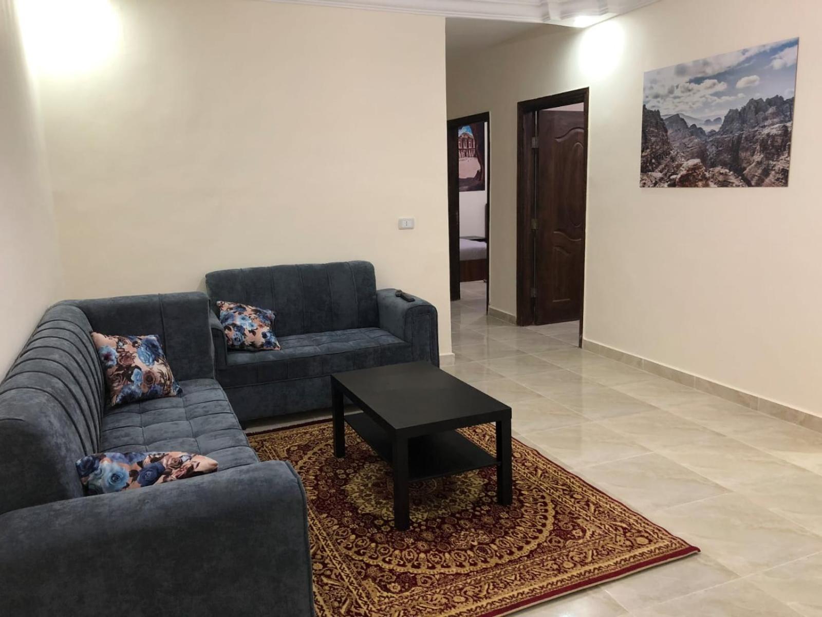 Rakan Aparthotel And Luxury Rooms Wadi Musa Esterno foto
