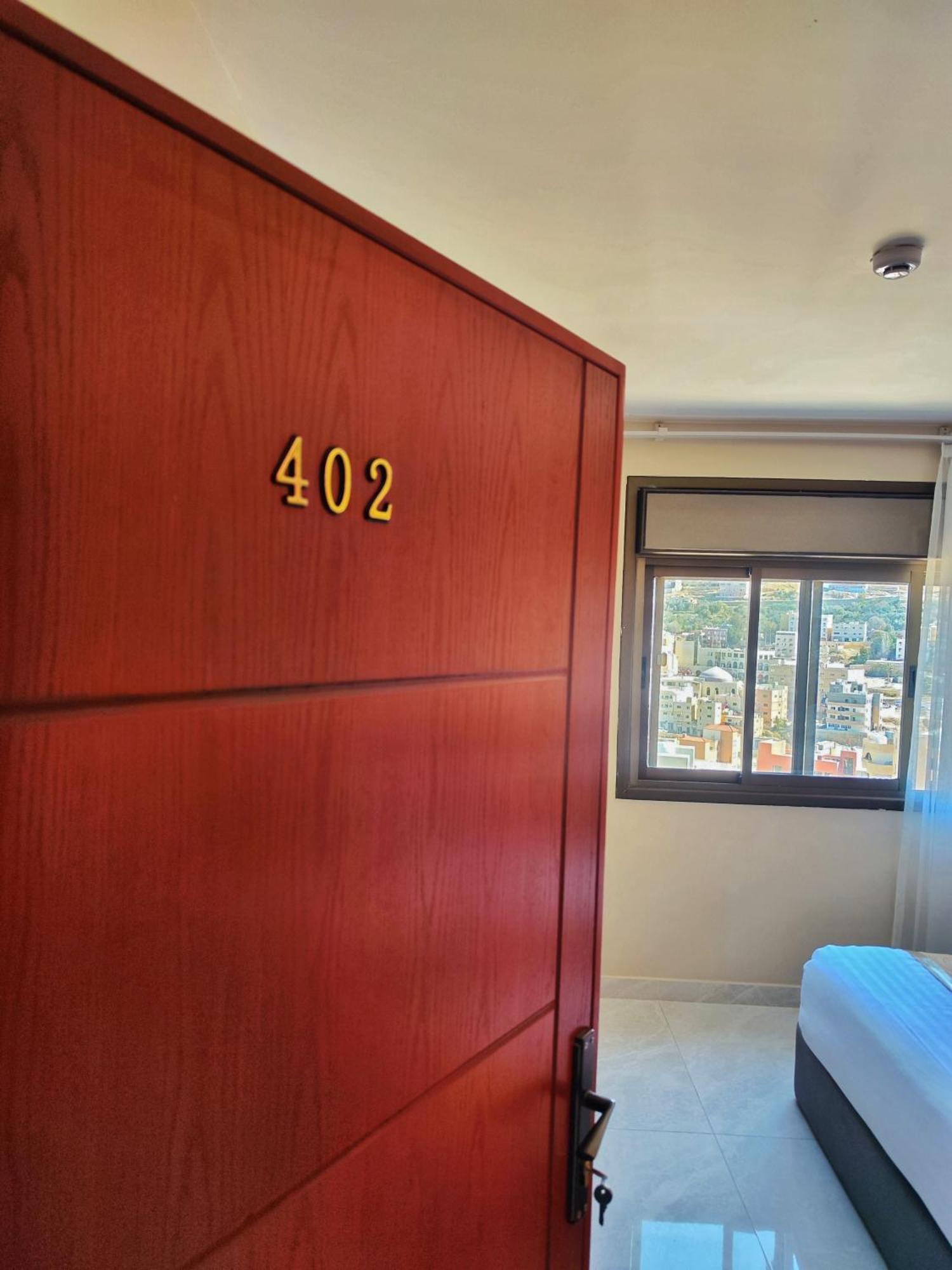 Rakan Aparthotel And Luxury Rooms Wadi Musa Esterno foto