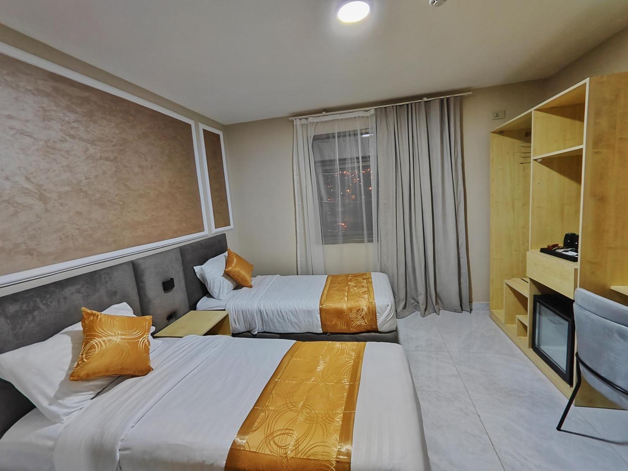 Rakan Aparthotel And Luxury Rooms Wadi Musa Esterno foto