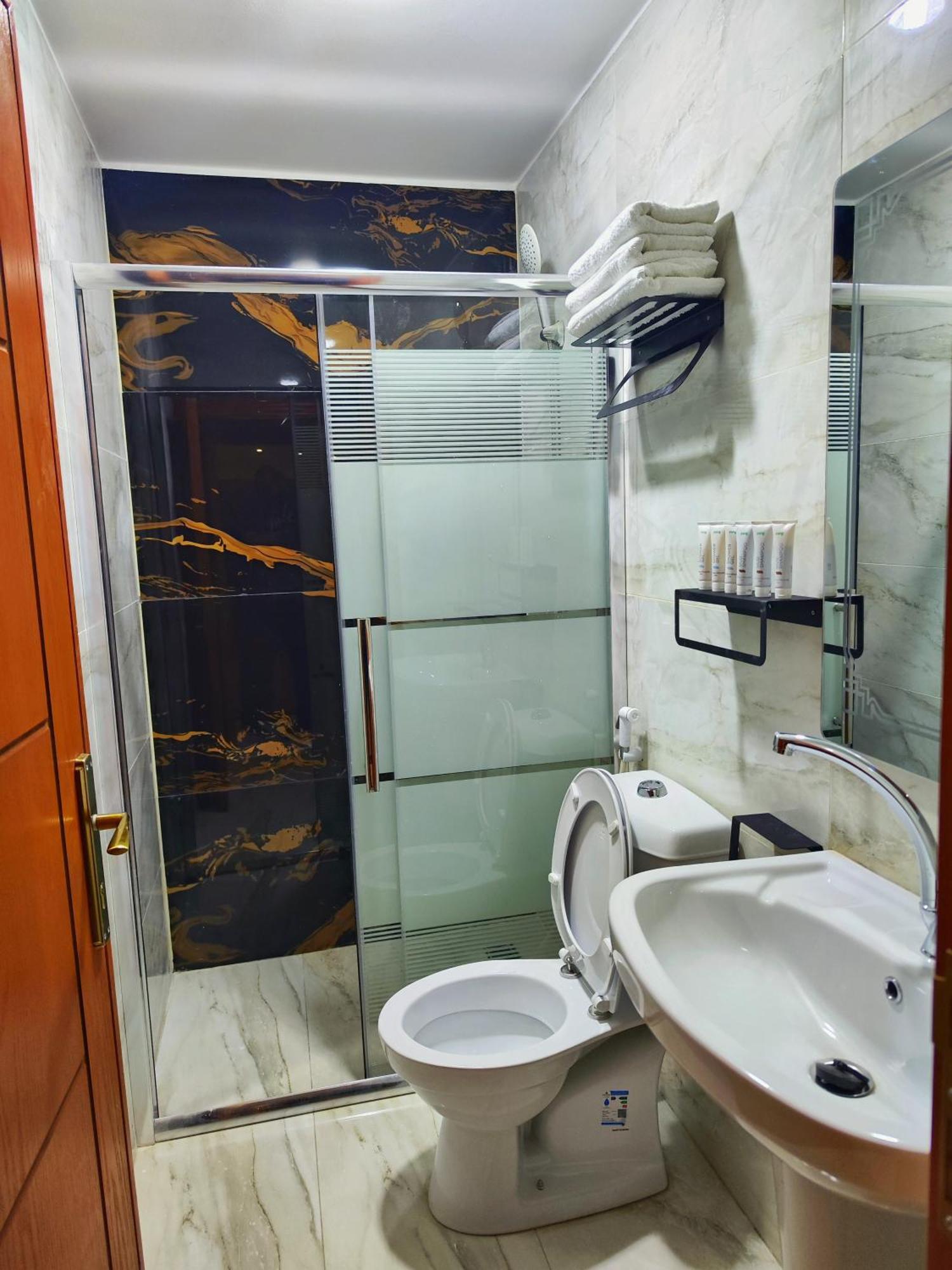 Rakan Aparthotel And Luxury Rooms Wadi Musa Esterno foto