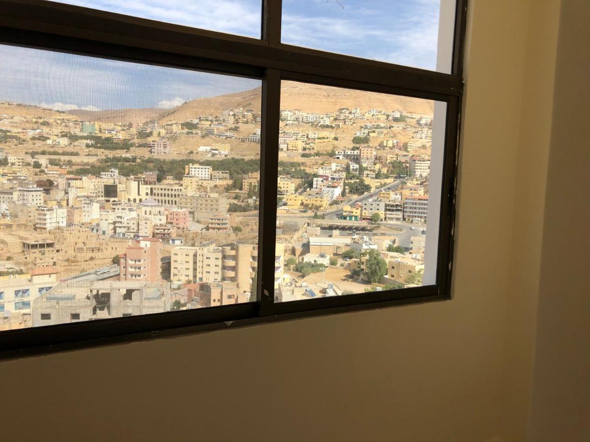Rakan Aparthotel And Luxury Rooms Wadi Musa Esterno foto