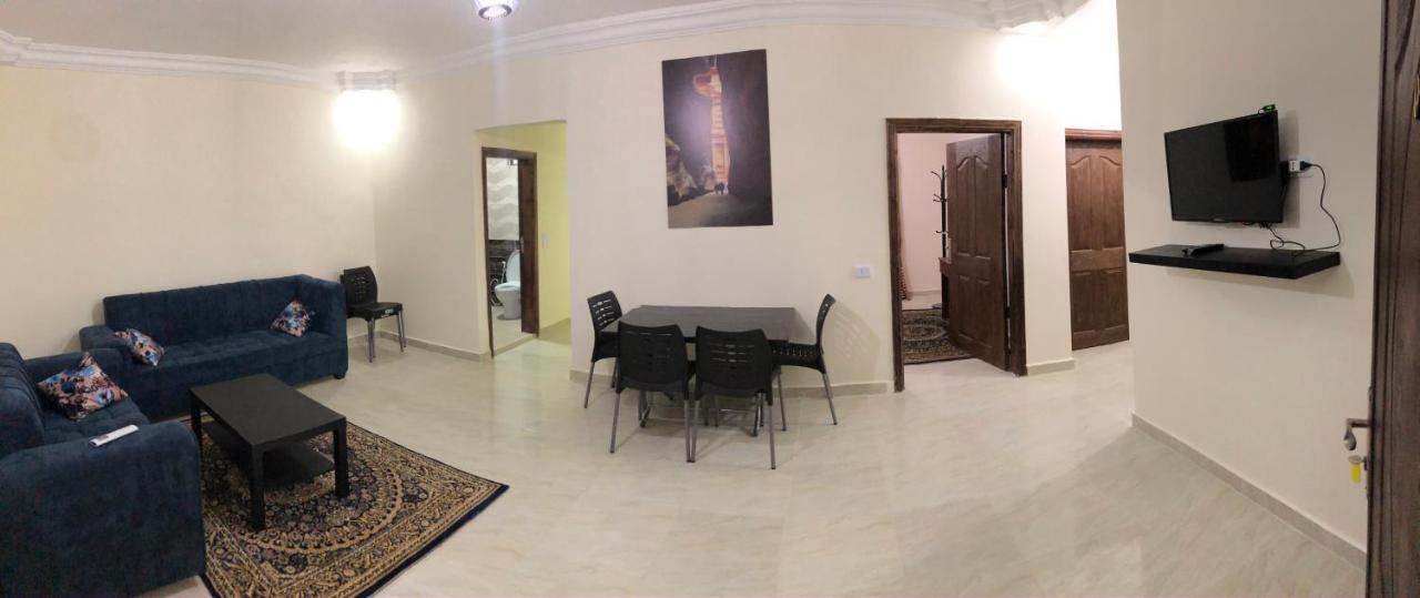 Rakan Aparthotel And Luxury Rooms Wadi Musa Esterno foto